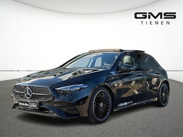 Mercedes-Benz A-klasse 180 AMG Line *Pano dak* Facelift*2 ja, Auto's, Mercedes-Benz, Bedrijf, Te koop, A-Klasse, Centrale vergrendeling