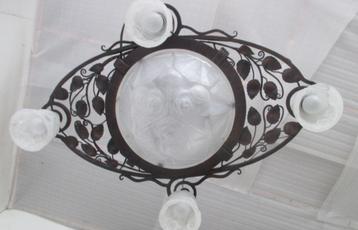 spectaculaire smeedijzeren art deco luster geperst glas beschikbaar voor biedingen