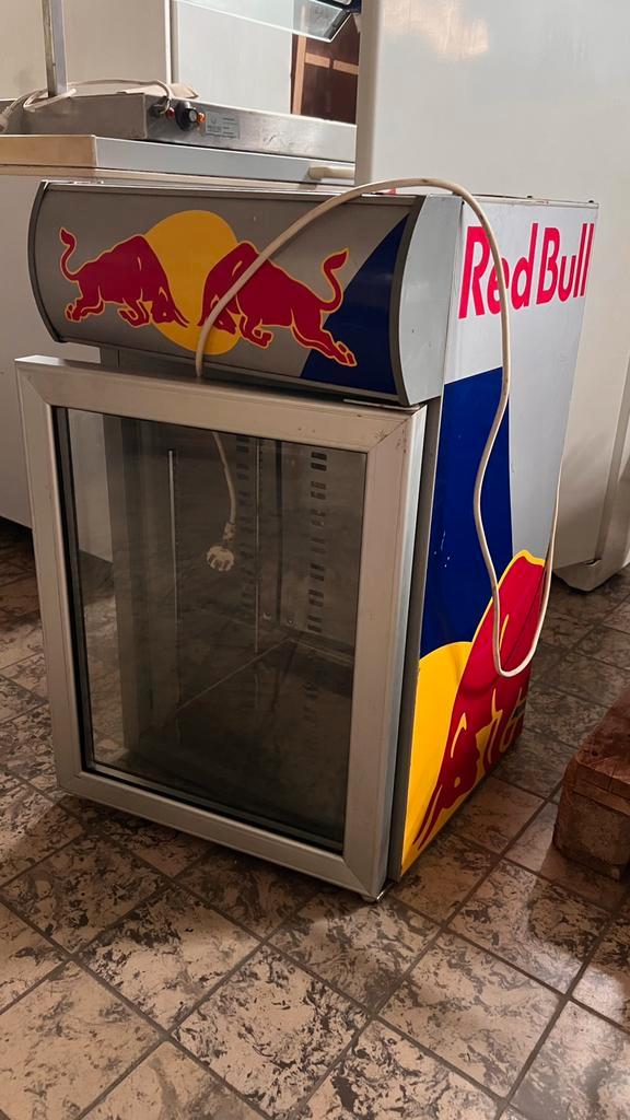 paradijs gebruik Waarneembaar ② Red Bull koelkast voor blikjes — Koelkasten en IJskasten — 2dehands