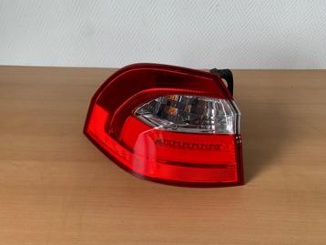 achterlicht links kia rio LED 2011 tot 2017 924011W2 beschikbaar voor biedingen