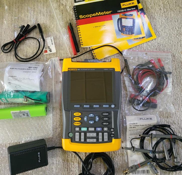 Fluke 196C-oscilloscoop, Doe-het-zelf en Bouw, Meetapparatuur, Zo goed als nieuw, Overige meters, Ophalen of Verzenden