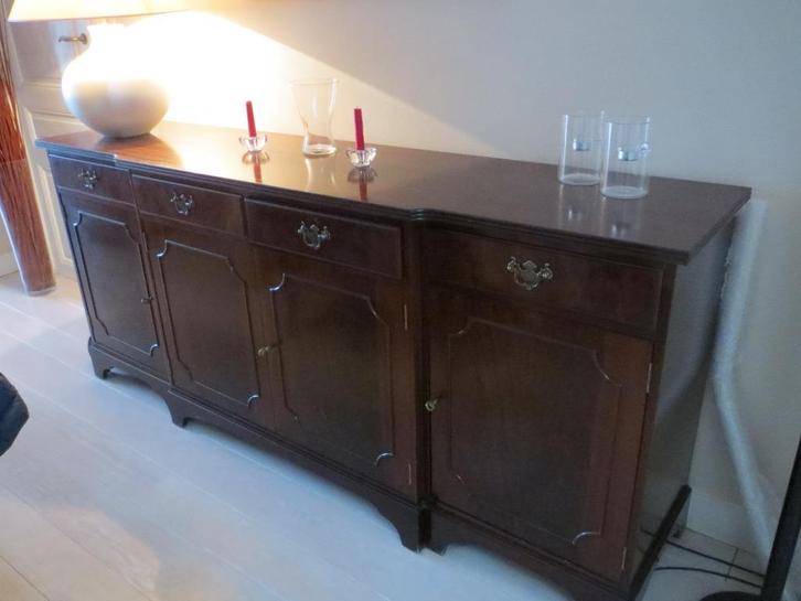 Buffet & bar vitrine en acajou – très bon état, Maison & Meubles, Armoires | Buffets, Utilisé, Avec tiroir(s), Avec porte(s), Avec tablette(s)