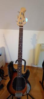 Music man sting ray /Lakland/Bacchus, Muziek en Instrumenten, Snaarinstrumenten | Gitaren | Bas, Ophalen, Zo goed als nieuw, Elektrisch