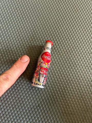 Mini flesje Coca Cola 2014. 