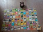 71niet speciale Pokémon kaarten + mapje+ doos, Ophalen, Zo goed als nieuw