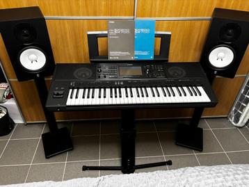 Yamaha Psr-Sx900+doos+factuur 06/23+2speakers en 3 staanders beschikbaar voor biedingen