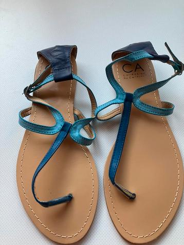 Sandalen. 