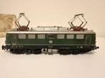 Locomotive électrique Märklin HO 3037 verte E40210, Analogique, Enlèvement ou Envoi, Courant alternatif, Utilisé