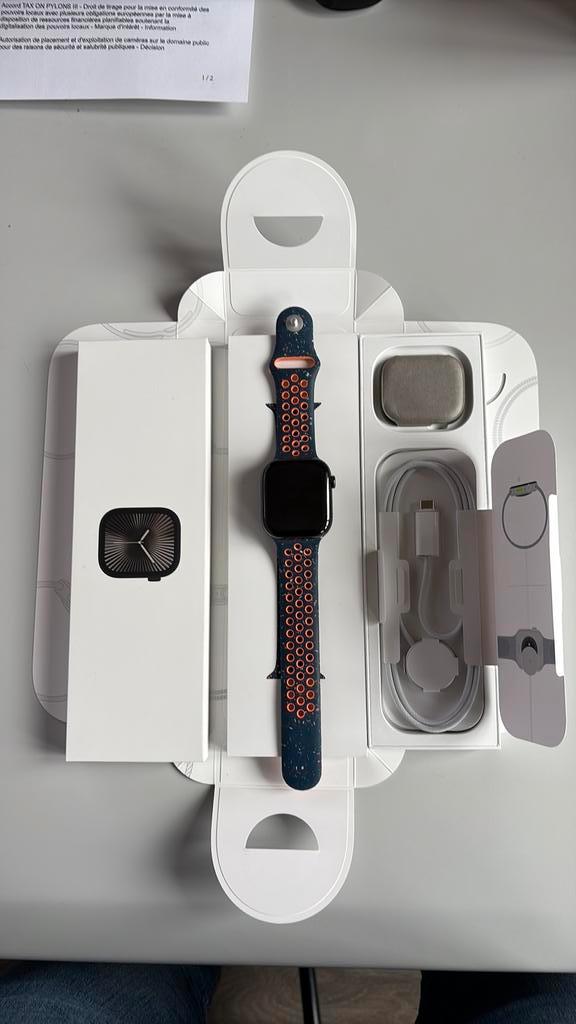 Apple Watch-serie 10, Handtassen en Accessoires, Smartwatches, Zo goed als nieuw, GPS, Ophalen of Verzenden