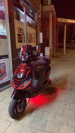 Piaggio zip 80cc, Fietsen en Brommers, Ophalen, Zip, Klasse A (25 km/u), Zo goed als nieuw