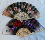 2 waaiers met bloemen, Antiek en Kunst, Curiosa en Brocante, Ophalen of Verzenden
