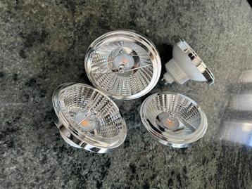 4 lampen beschikbaar voor biedingen