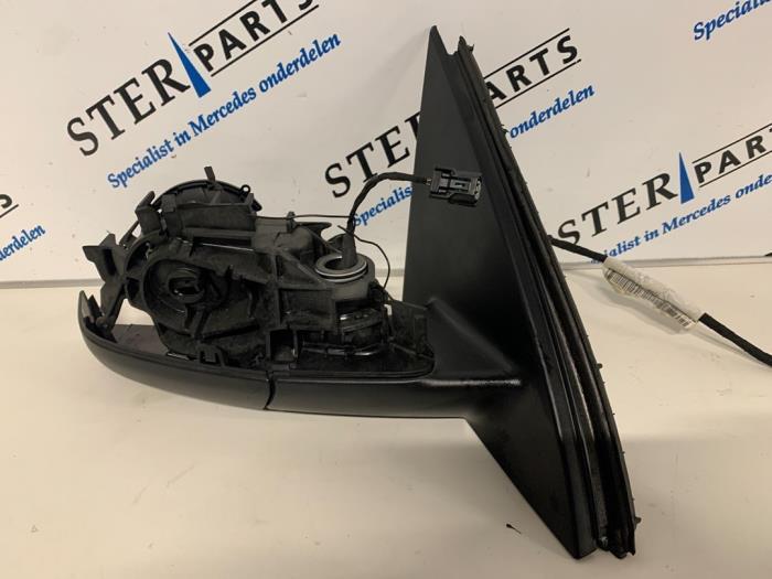 Buitenspiegel rechts van een Mercedes GLE, Auto-onderdelen, Spiegels, Mercedes-Benz, Gebruikt, 3 maanden garantie, Ophalen of Verzenden