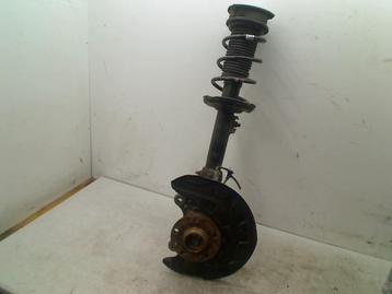 VEERPOOT LINKS VOOR Volkswagen Golf VII (AUA) (5Q0407255R) beschikbaar voor biedingen