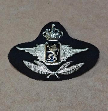 Kepie-badge Belgische luchtmacht Zilverkleurig onderofficier beschikbaar voor biedingen