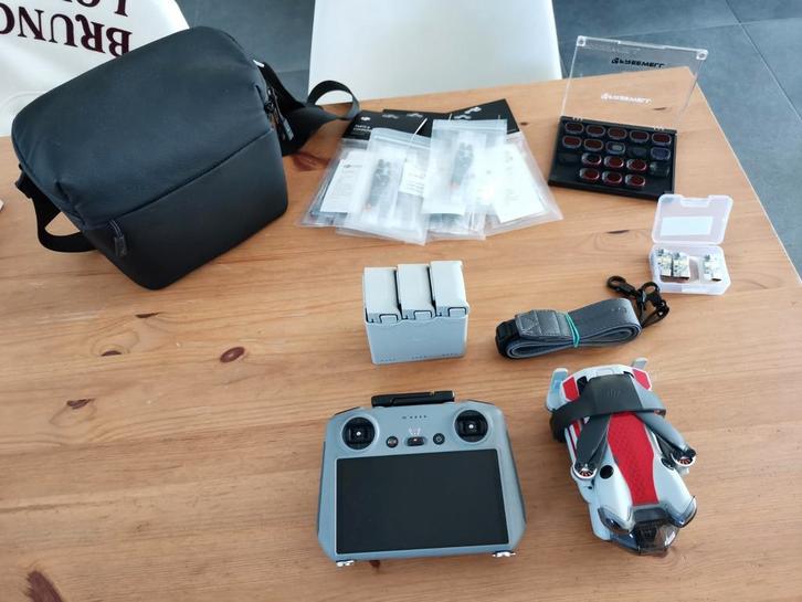 DJI mini 4 pro fly more combo + accessoires, Audio, Tv en Foto, Drones, Gebruikt, Ophalen