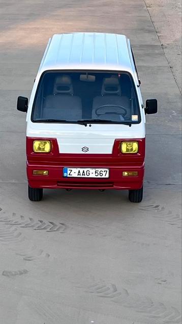 Suzuki carry minibus Oldtimer  beschikbaar voor biedingen