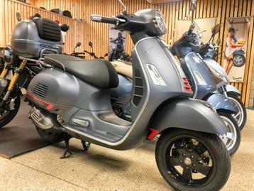 Vespa GTS 300 Supersport 