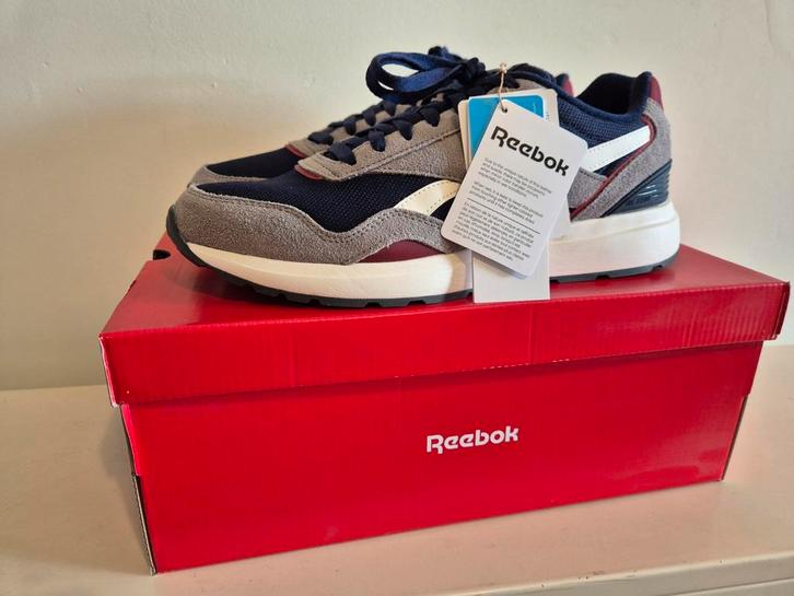 Reebok GL 1100 sneakers nieuw met tags maat 45, Kleding | Heren, Schoenen, Nieuw, Sneakers, Ophalen of Verzenden