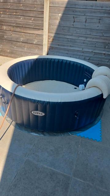 intex nieuwe jacuzzi 2 maand oud of ruilen tegen koesfiets, Enlèvement ou Envoi, Neuf