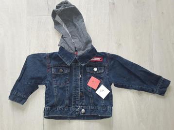 Jeansjasje met kap maat 92. beschikbaar voor biedingen