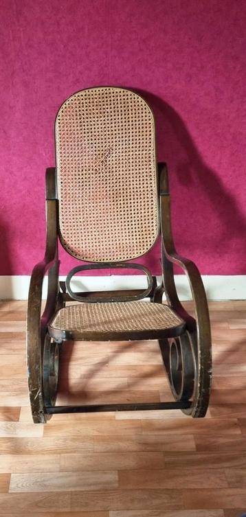 Fauteuil à bascule style thonet/rocking-chair  beschikbaar voor biedingen