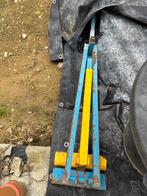 Paire de consoles de toiture pour échelles, Enlèvement, Comme neuf