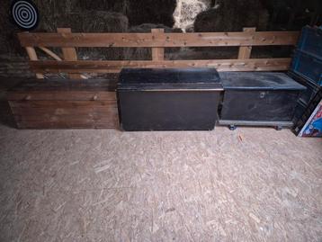 3 houten opbergkisten beschikbaar voor biedingen