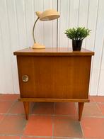 Vintage nachtkastje in Scandinavische stijl, Ophalen, Gebruikt, Hout