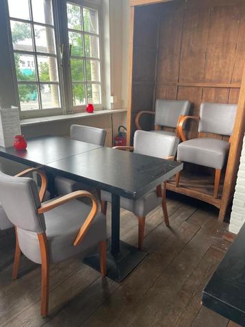 Zwarte Horeca eet tafel beschikbaar voor biedingen