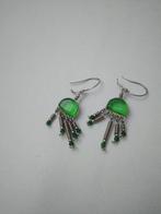 Boucles d'oreilles vertes, Bijoux, Sacs & Beauté, Boucles d'oreilles, Vert, Autres matériaux, Pendantes, Enlèvement ou Envoi