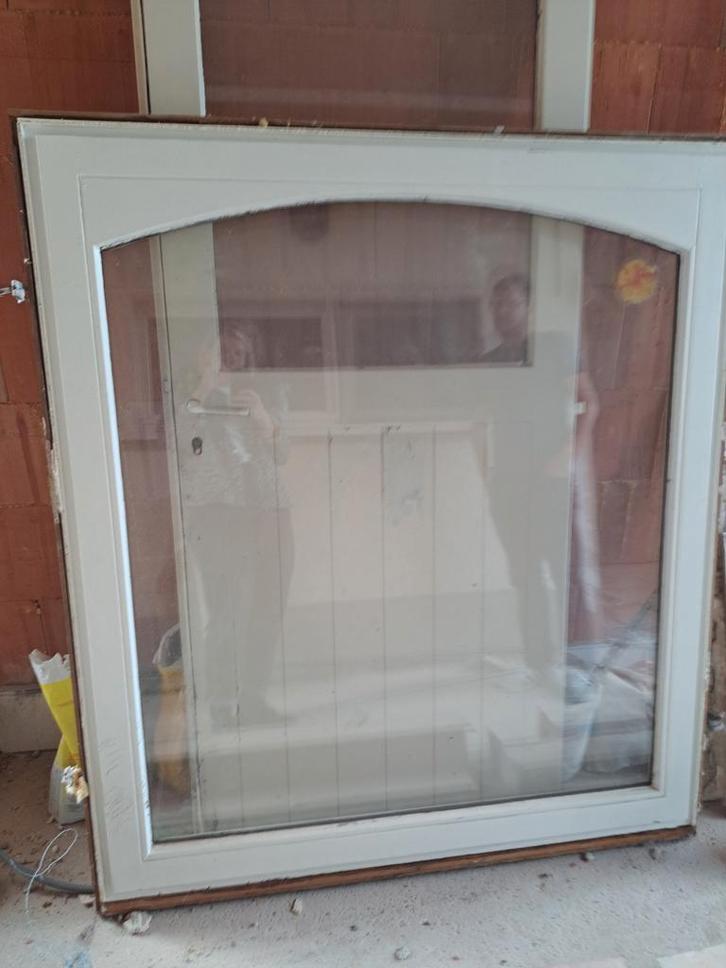 GRATIS 2 ramen en 1 deur, Doe-het-zelf en Bouw, Raamkozijnen en Schuifdeuren, Ophalen