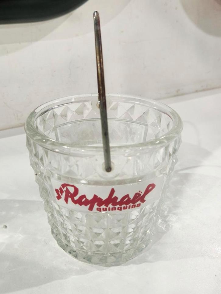 Glazen IJsemmer  aperitief St. Raphaël uit de jaren 70, Verzamelen, Glas en Drinkglazen, Zo goed als nieuw, Ophalen of Verzenden