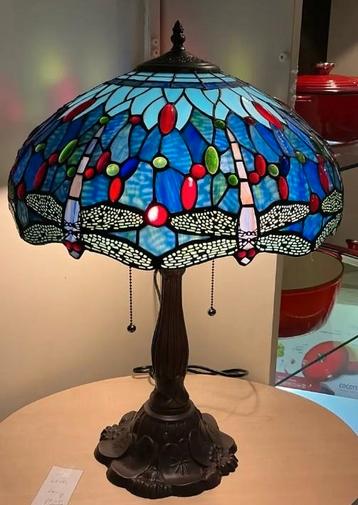 Tiffany Lamp Uniek Stuk  beschikbaar voor biedingen