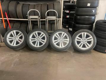 S-line Velgen + Banden Q7 20’’ beschikbaar voor biedingen