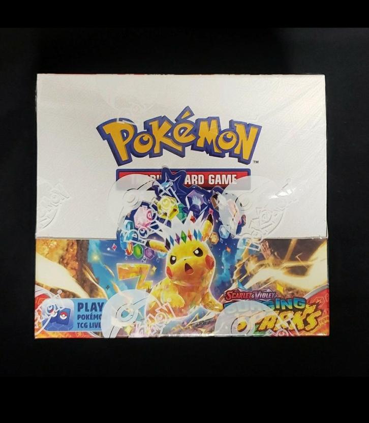 Pokémon - Surging Sparks - Booster Box, Hobby en Vrije tijd, Verzamelkaartspellen | Pokémon, Zo goed als nieuw, Booster, Ophalen of Verzenden
