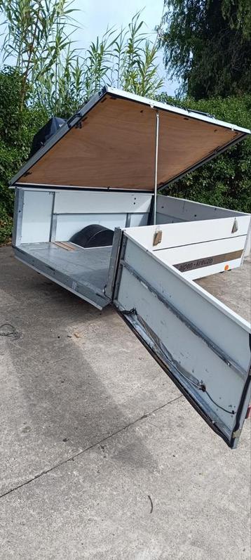 AANHANGWAGEN  MET DEKSEL  beschikbaar voor biedingen