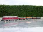 Diesellocomotief op schaal N-IBERTREN 220-031-9 + 4 wagens, Verzenden, Gebruikt, Locomotief