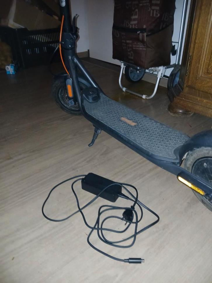 Segway ninebot F2  pro, Fietsen en Brommers, Steps, Ophalen