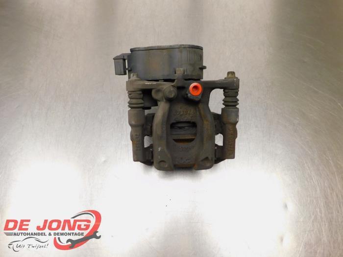 Remklauw (Tang) links-achter van een Mercedes CLA, Auto-onderdelen, Remmen en Aandrijving, Mercedes-Benz, Gebruikt, 3 maanden garantie