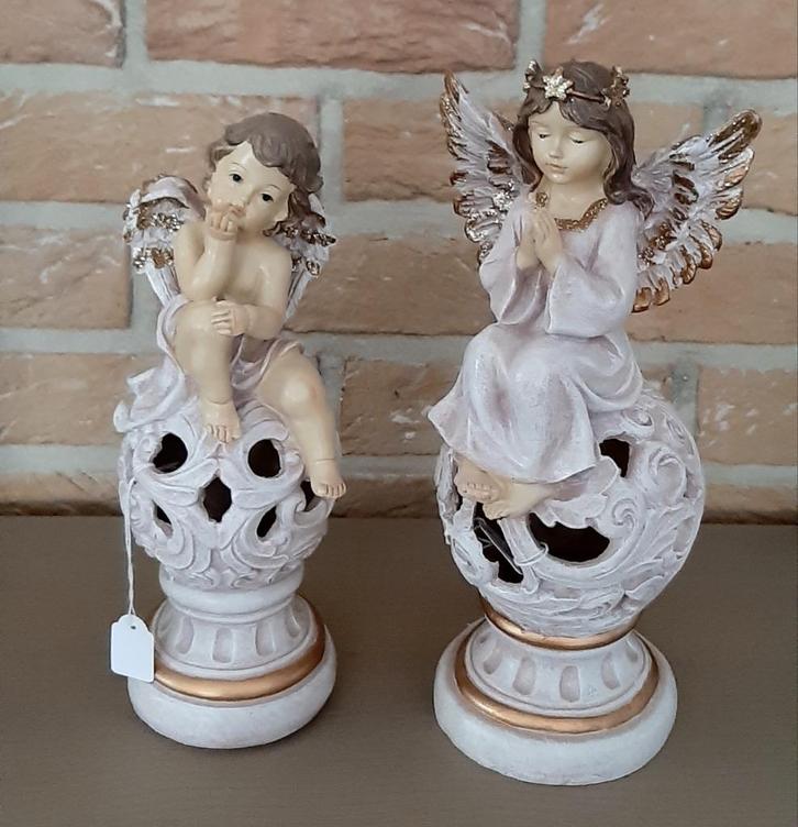 Kerstdecoratie : set van 2 engelen op bol met verlichting, Diversen, Kerst, Nieuw, Ophalen of Verzenden