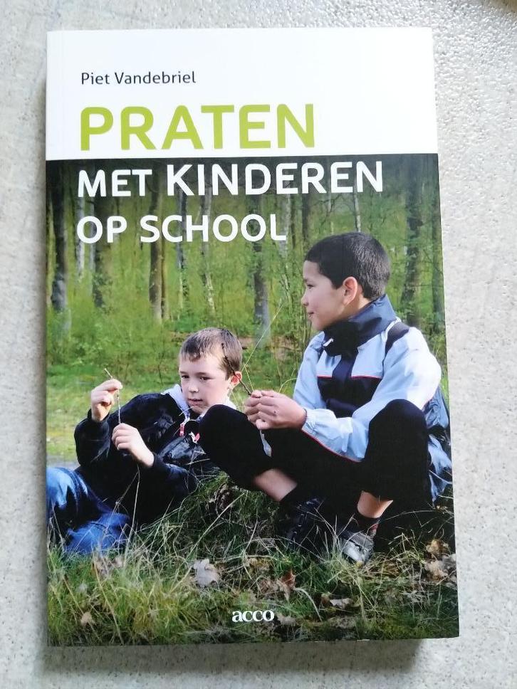 Studieboek 'Praten met kinderen op school', Livres, Livres d'étude & Cours, Neuf, Enseignement supérieur, Enlèvement ou Envoi