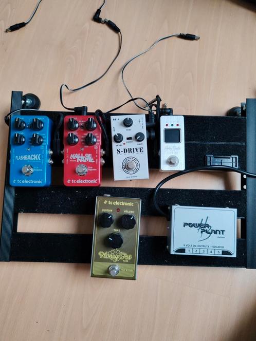Gitaar effecten, Muziek en Instrumenten, Effecten, Zo goed als nieuw, Reverb, Ophalen of Verzenden