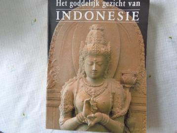 Het goddelijk gezicht van Indonesie  door Jan Fontein beschikbaar voor biedingen