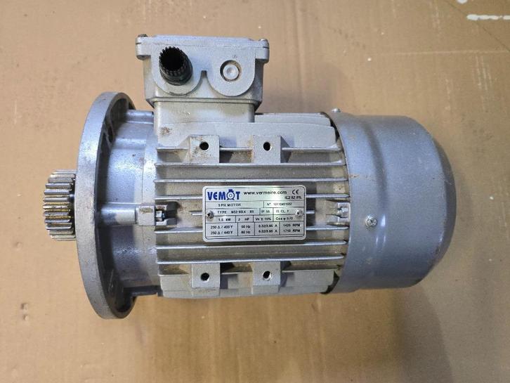 moteur électrique vemot, Doe-het-zelf en Bouw, Motoren, Zo goed als nieuw, Elektromotor, 1400 tot 1800 rpm, Ophalen