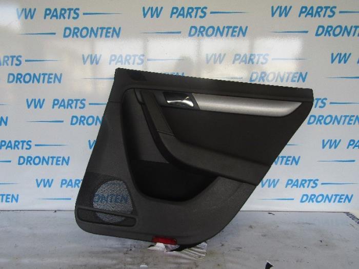 Portierbekleding 4Deurs rechts-achter van een Volkswagen Pas, Auto-onderdelen, Interieur en Bekleding, Volkswagen, Gebruikt, 3 maanden garantie