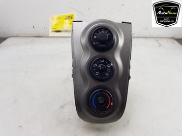 PANNEAU DE COMMANDE CHAUFFAGE CLIMATISATION Yaris II (P9), Utilisé, Toyota