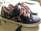 Sneakers blauw bloem geox mt 35, Schoenen, Ophalen of Verzenden, Zo goed als nieuw, Geox