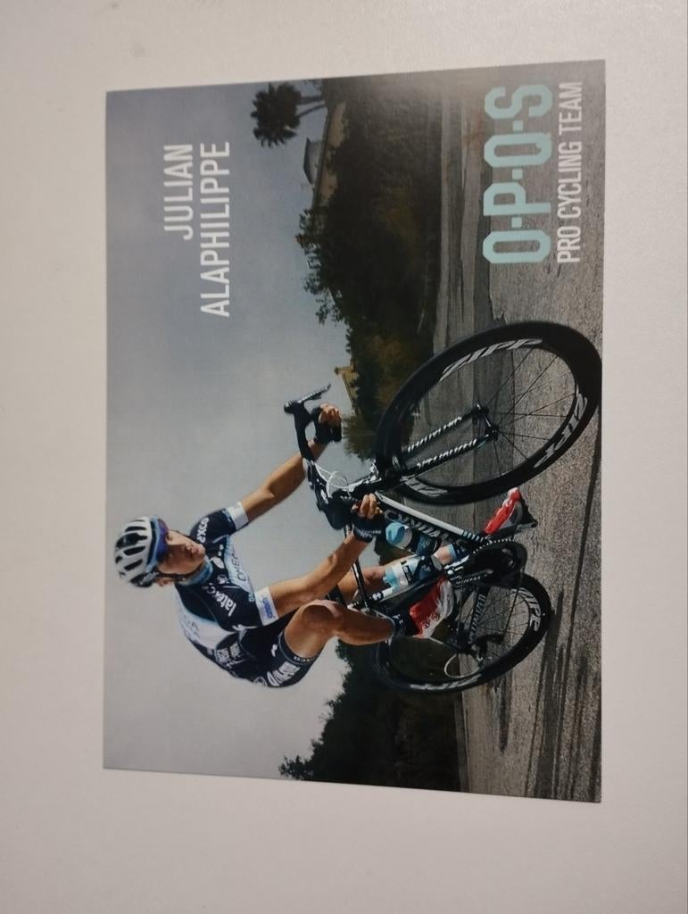 Een wielrenners van Julian alaphilippe opos pro cycling team, Enlèvement