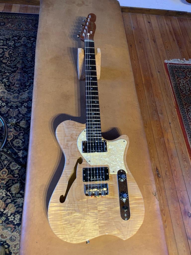 Jacobs Semi Hollow T-style - naturel, Musique & Instruments, Instruments à corde | Guitares | Électriques, Comme neuf, Semi-solid body